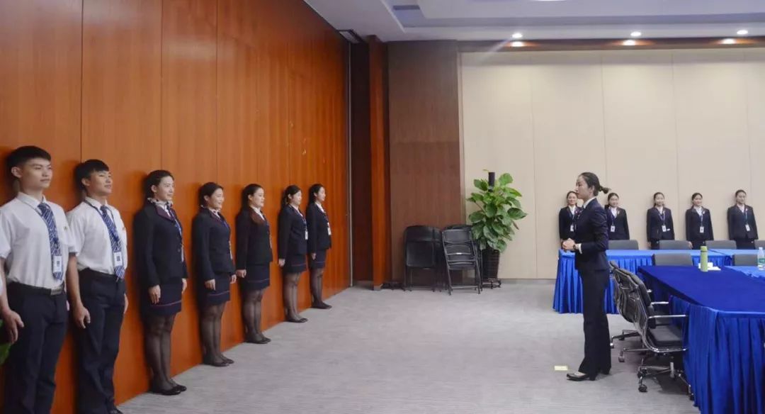 提升服務質量，塑造專業形象——廣電城市服務城市規劃展覽物業服務中心開展服務禮儀與會務服務培訓